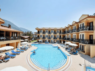 https://www.zonvakantiemoment.nl/app/uploads/2024/04/4-Belcehan-Beach-Hotel-320x240.png