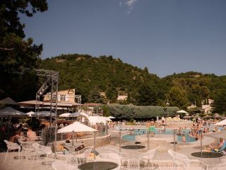 https://www.zonvakantiemoment.nl/app/uploads/2024/05/Camping-lHippocampe-2-320x240.jpg